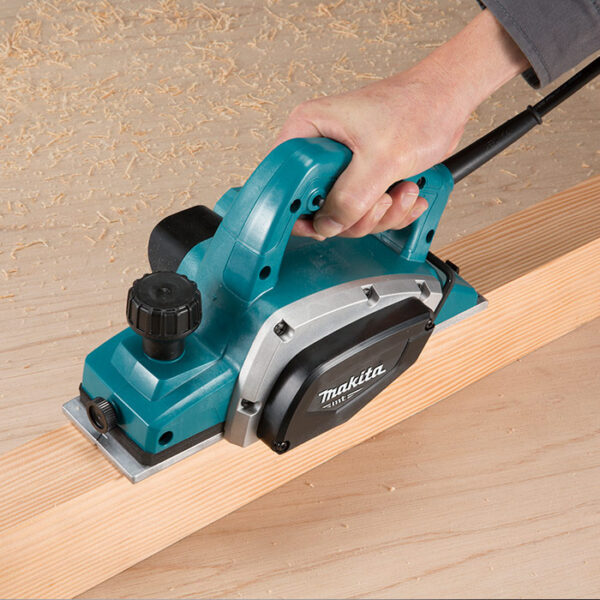 PLAINA 82MM 1/4" +AC 220V-P MAKITA - Imagem 2